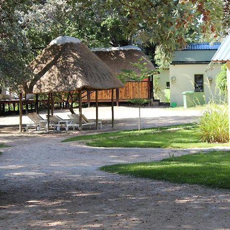 Juda Haus Lodge Katima Mulilo Dış mekan fotoğraf