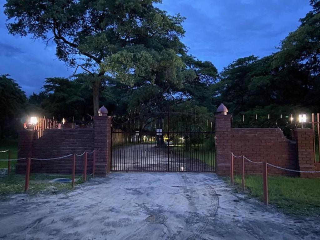 Juda Haus Lodge Katima Mulilo Dış mekan fotoğraf