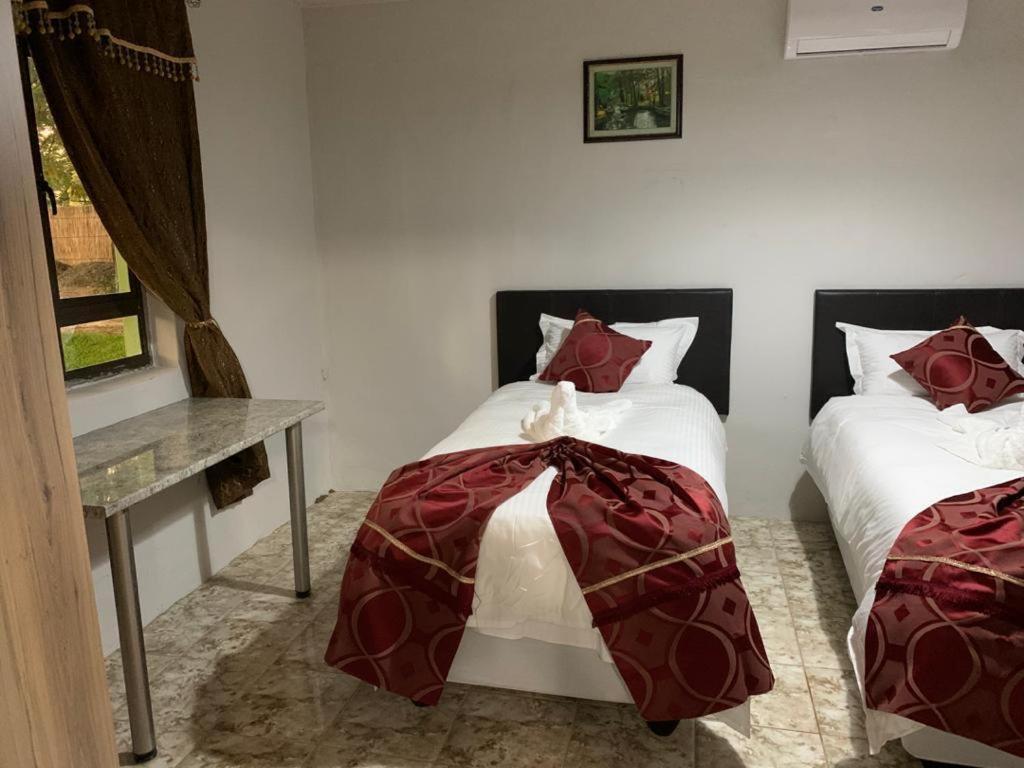 Juda Haus Lodge Katima Mulilo Dış mekan fotoğraf