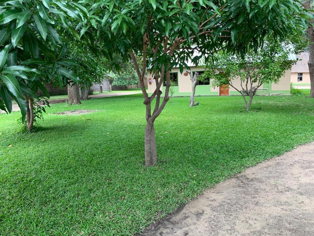 Juda Haus Lodge Katima Mulilo Dış mekan fotoğraf
