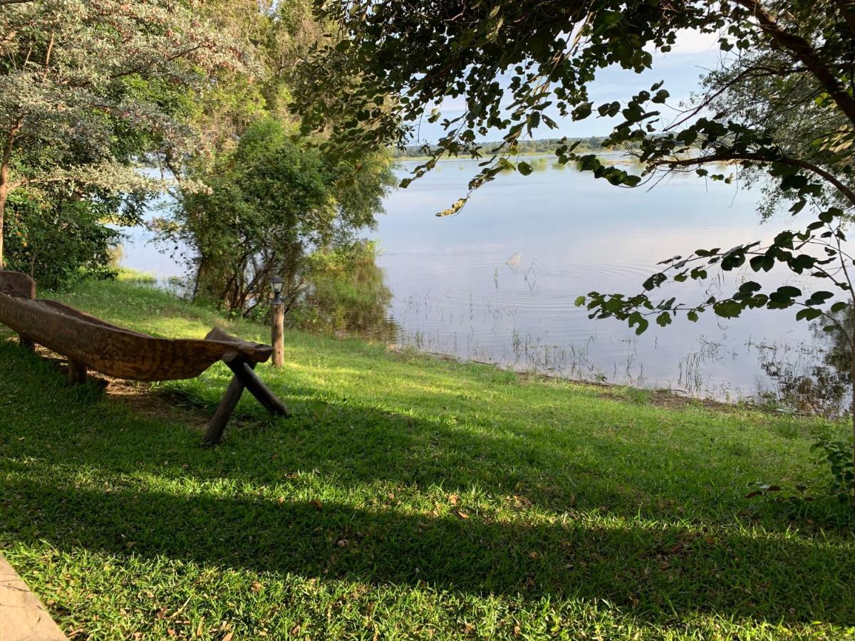 Juda Haus Lodge Katima Mulilo Dış mekan fotoğraf